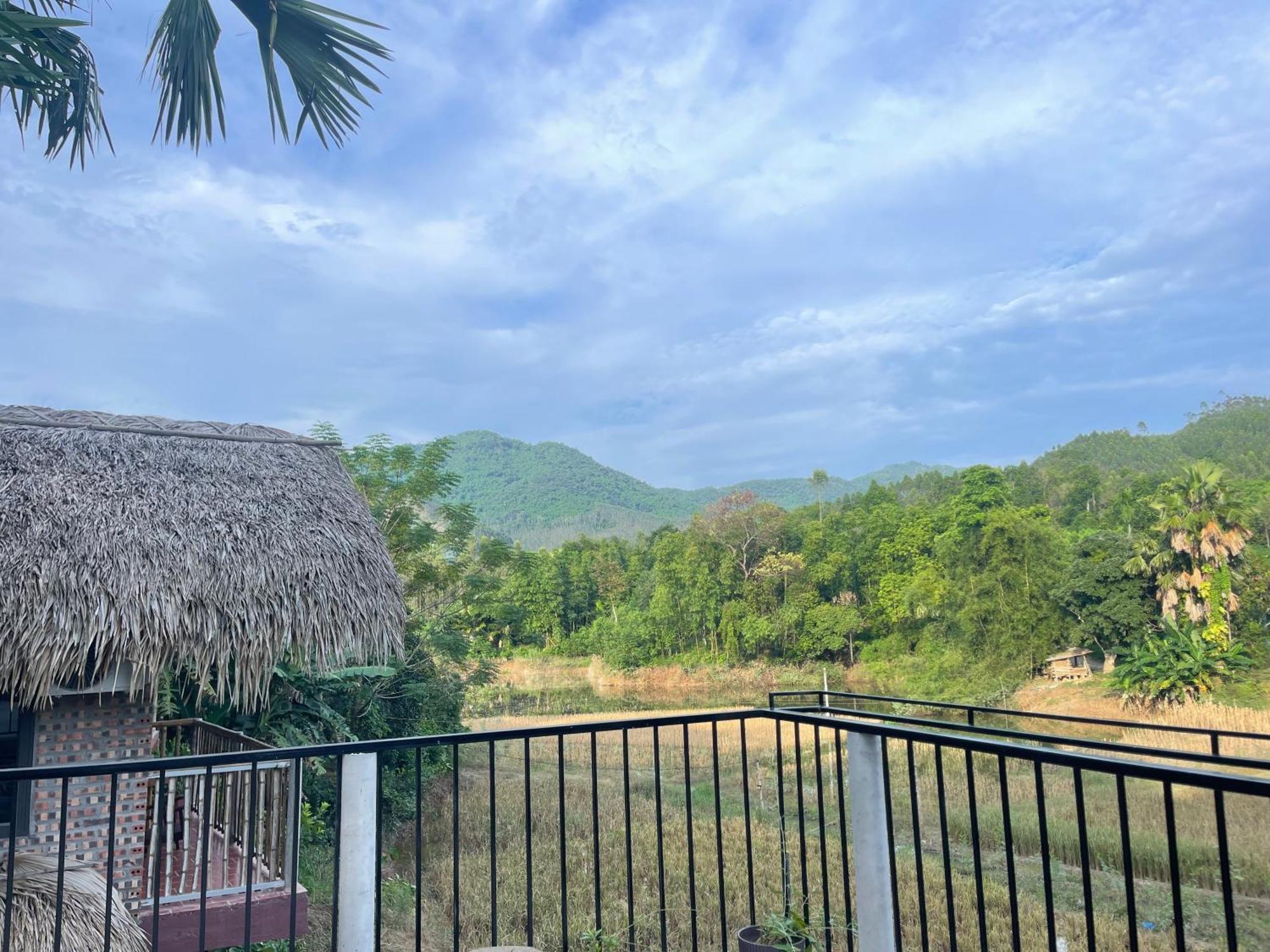 Vu Linh Palm House Homestay - Bungalow Yen Bai Exteriör bild