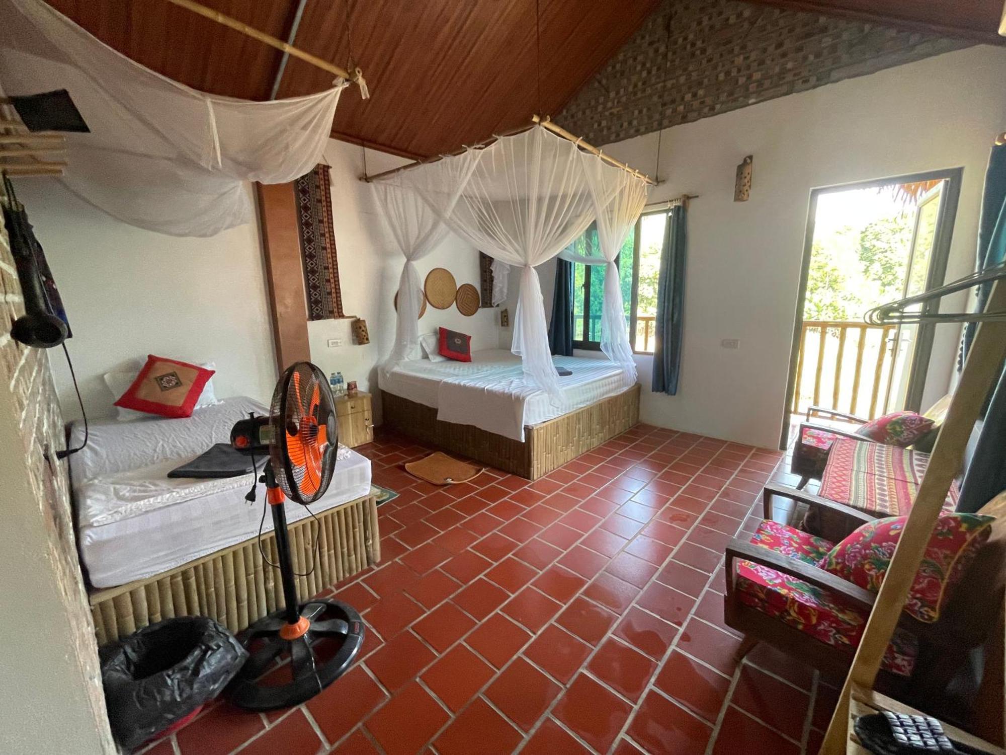 Vu Linh Palm House Homestay - Bungalow Yen Bai Exteriör bild