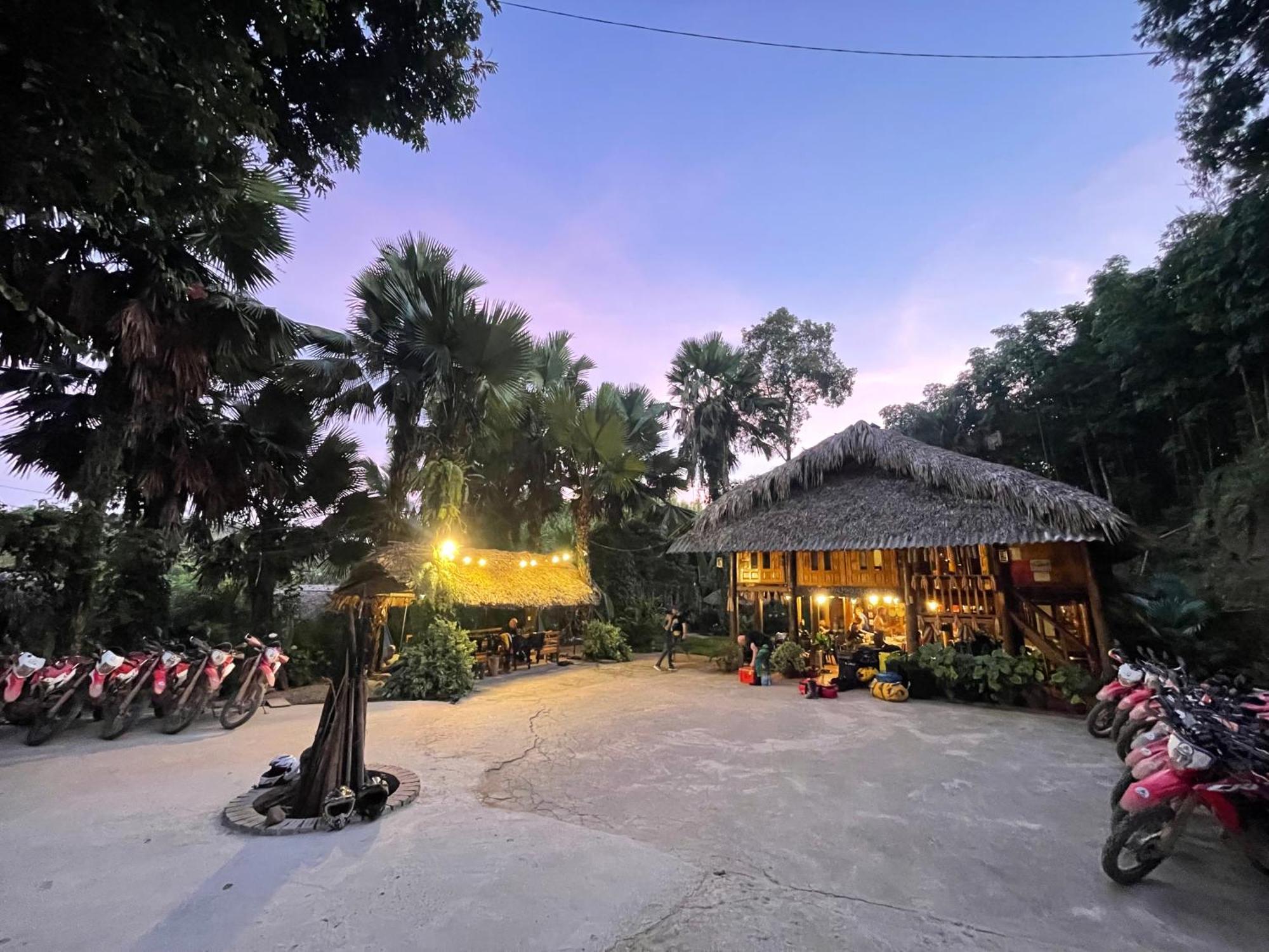 Vu Linh Palm House Homestay - Bungalow Yen Bai Exteriör bild